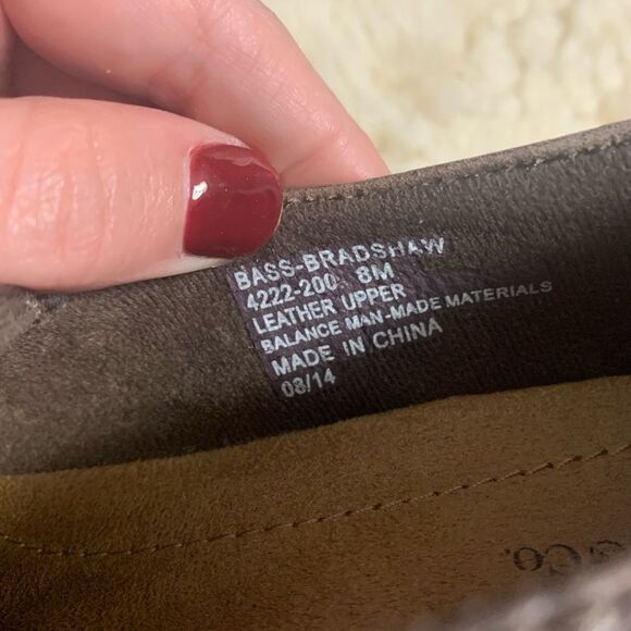 G.H. Bass & Co. Bradshaw Brown Leather Slip On Loafers Walking Shoes Sz 8 - Picture 3 of 9